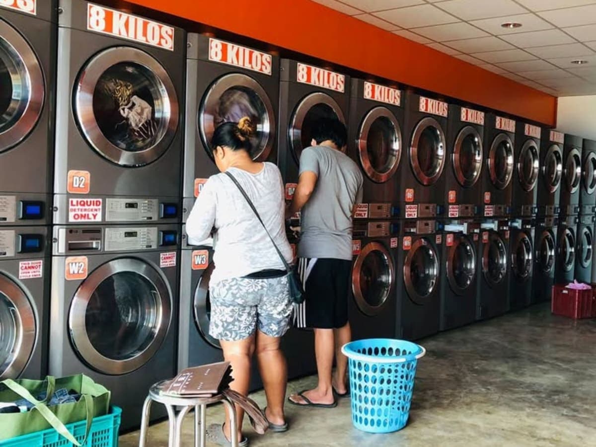 Wash And Go Laudromat