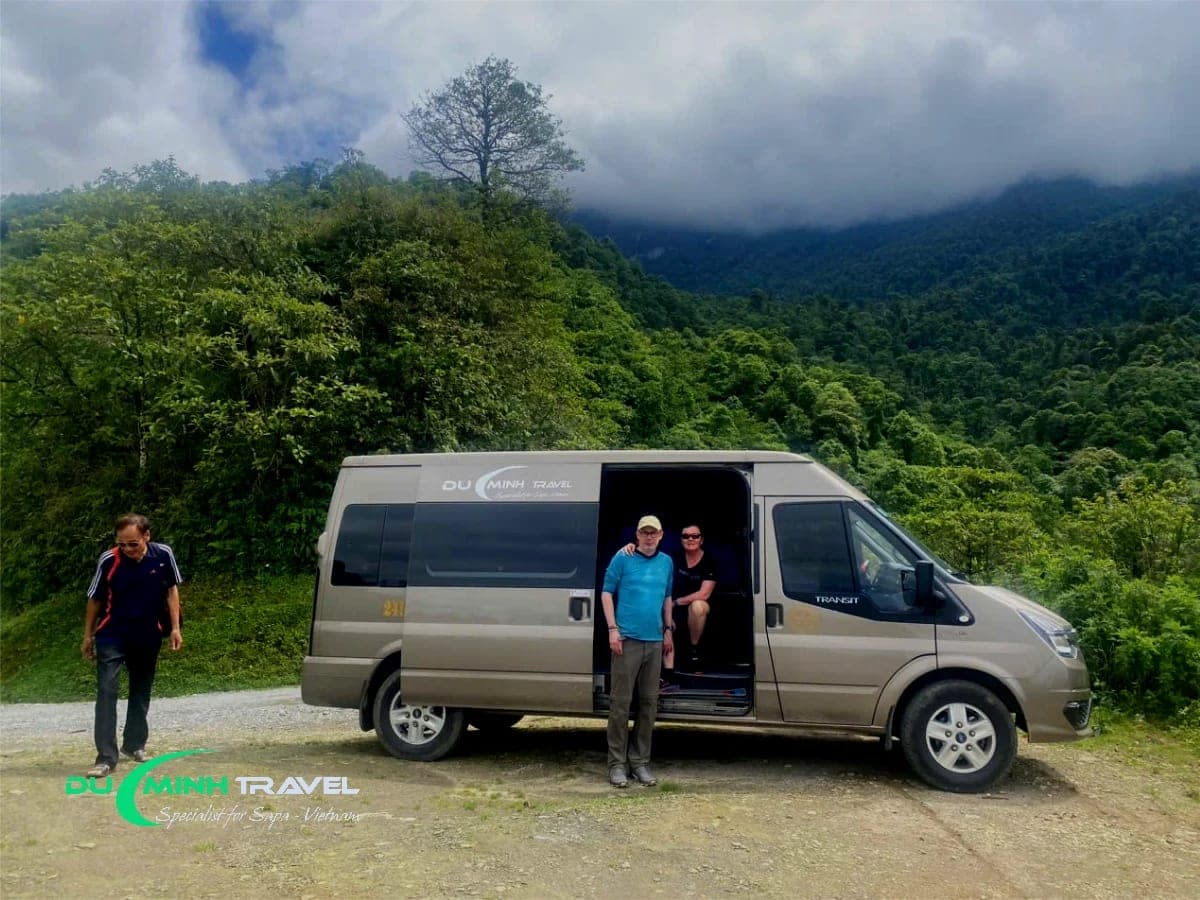 Center Luggage Storage & Laundry Services