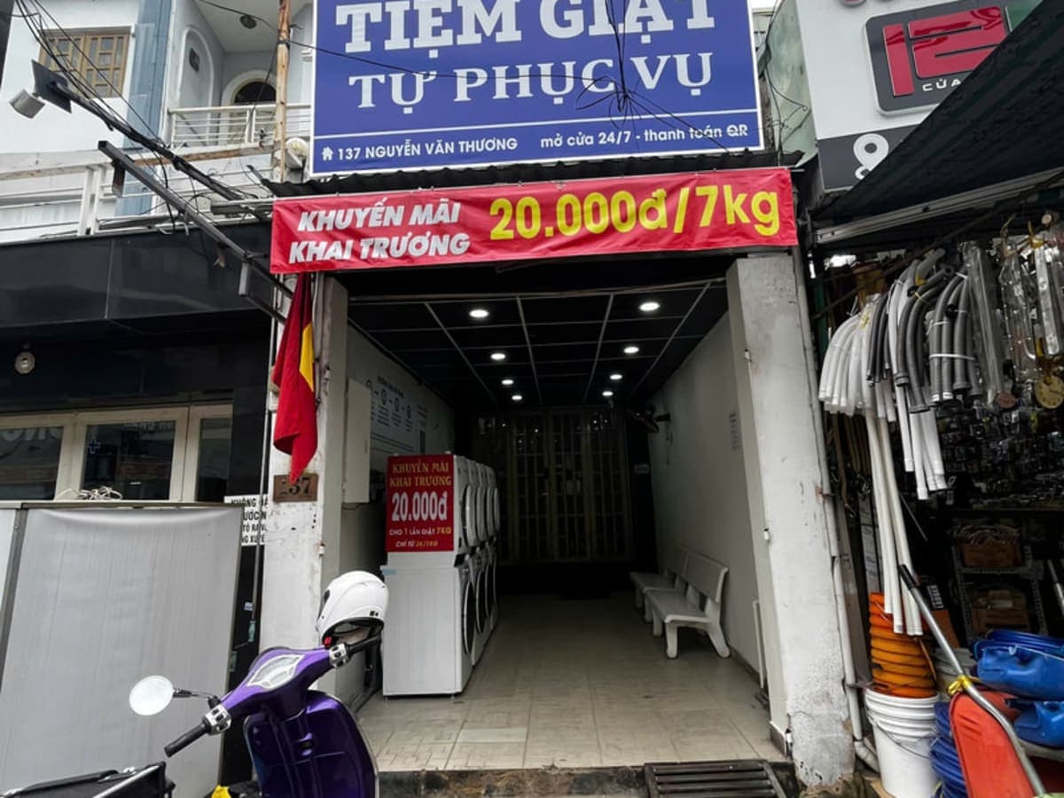 Tiệm Giặt Tự Phục Vụ